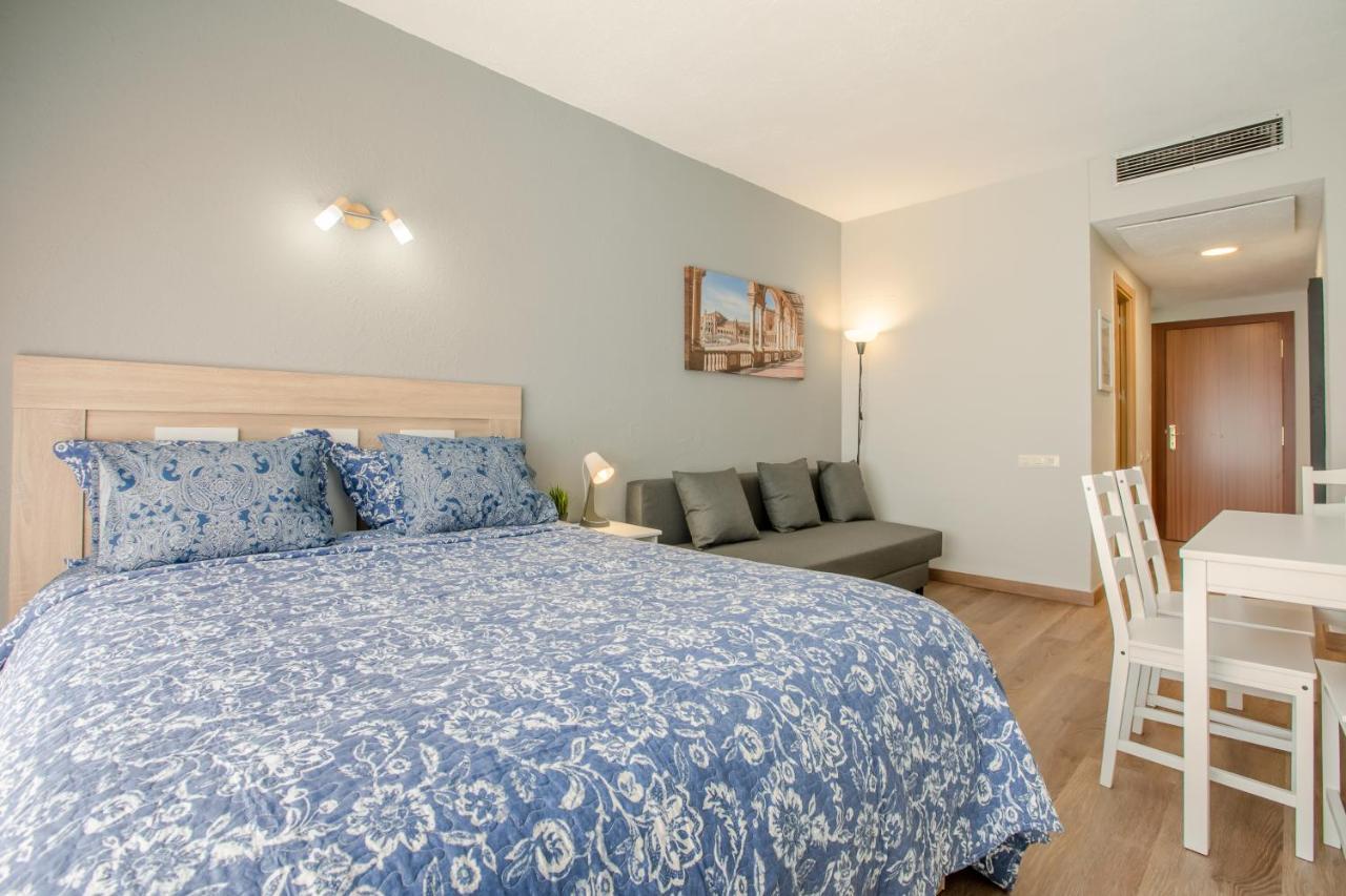 Apartment 233 Hispalis Triana Sevilla Buitenkant foto
